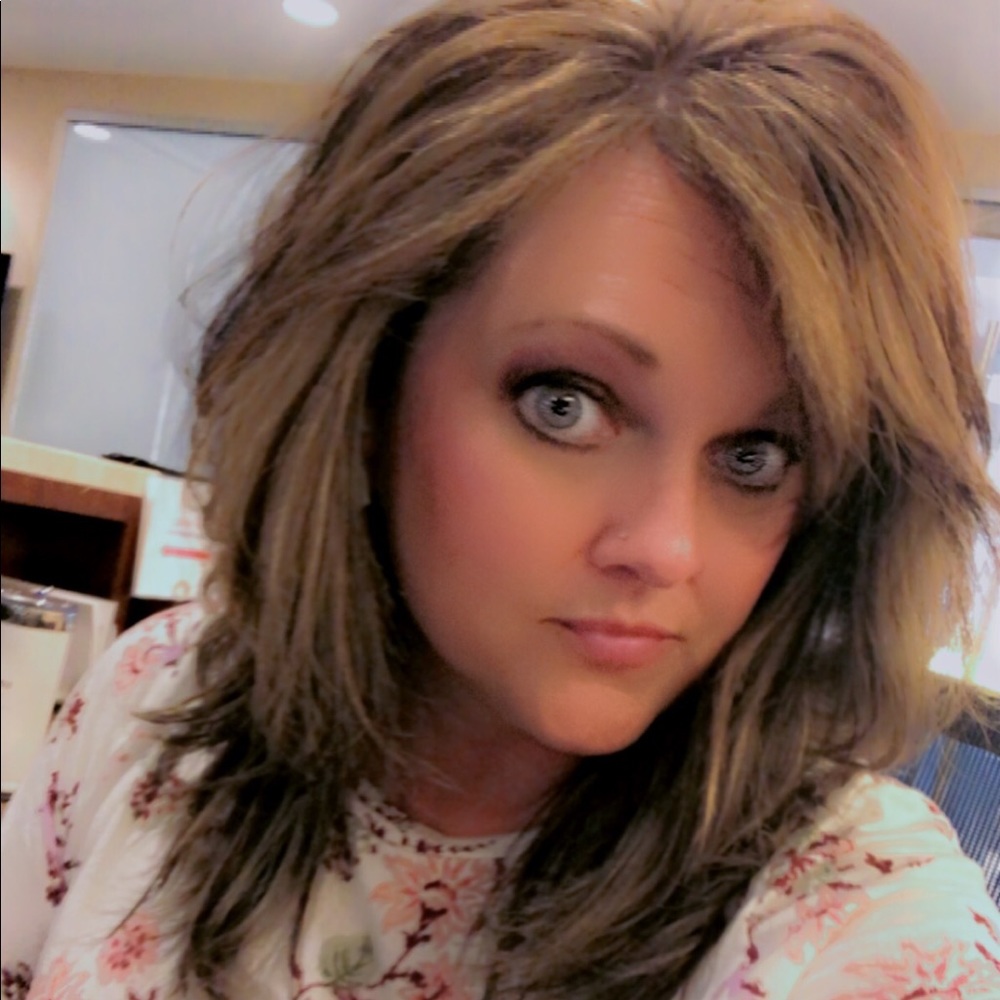 Meet your Posher, Christi